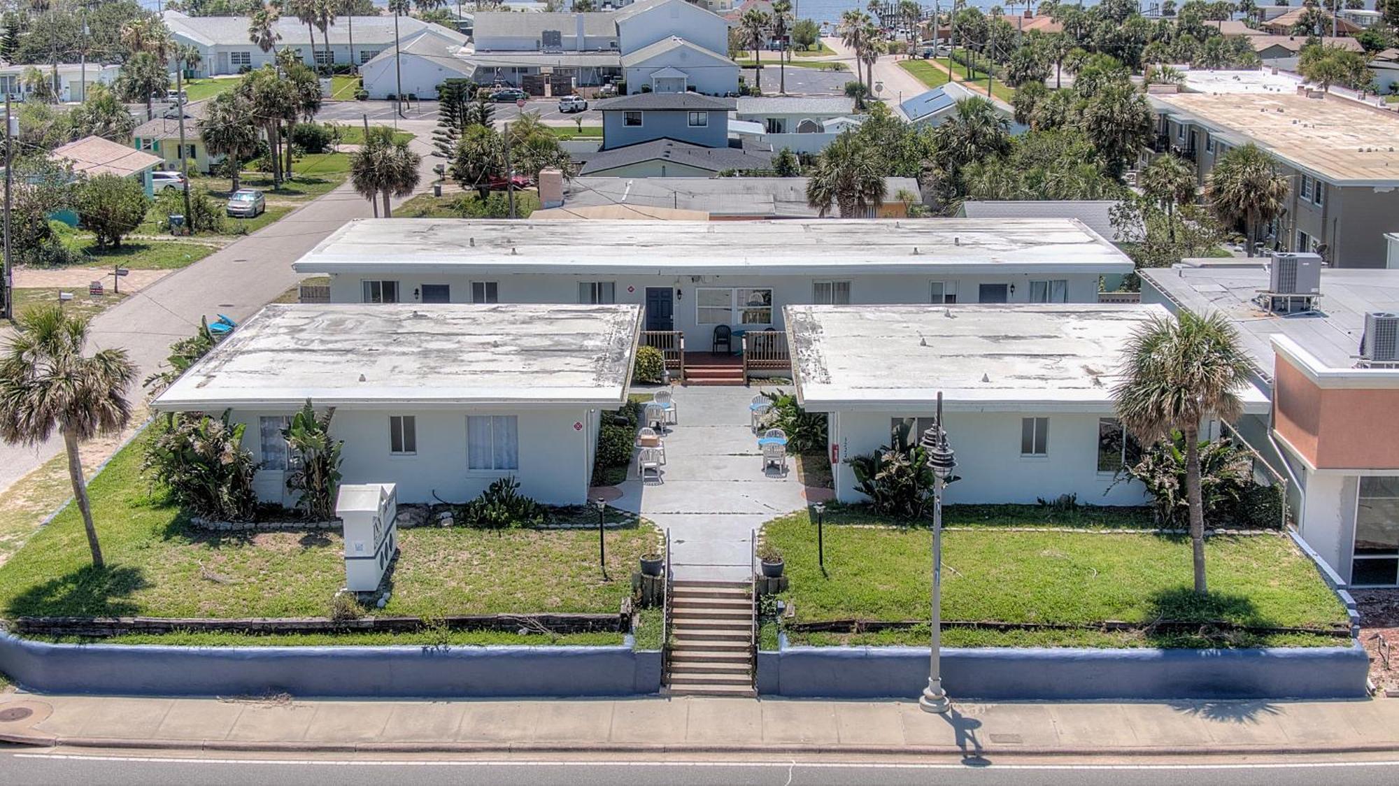 Daytona Shores Inn And Suites Daytona Beach Shores Exterior photo