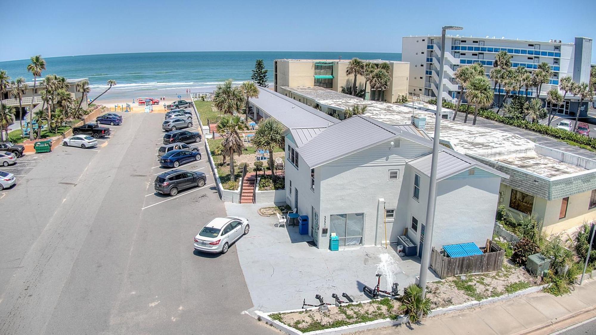 Daytona Shores Inn And Suites Daytona Beach Shores Exterior photo